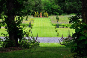 Отель Penbontbren Luxury Bed and Breakfast  Аберпорт